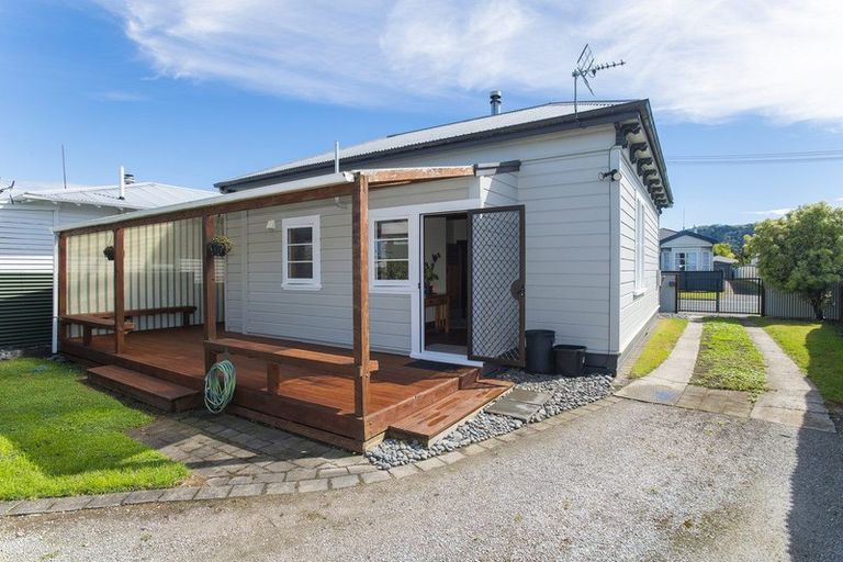 Photo of property in 2 Norman Road, Te Hapara, Gisborne, 4010