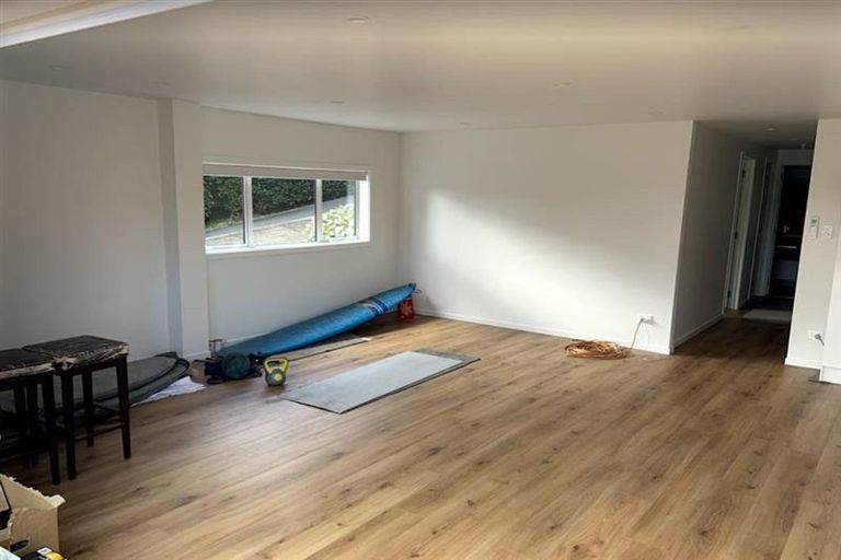 Photo of property in 2/55 Velma Road, Hillcrest, Auckland, 0627