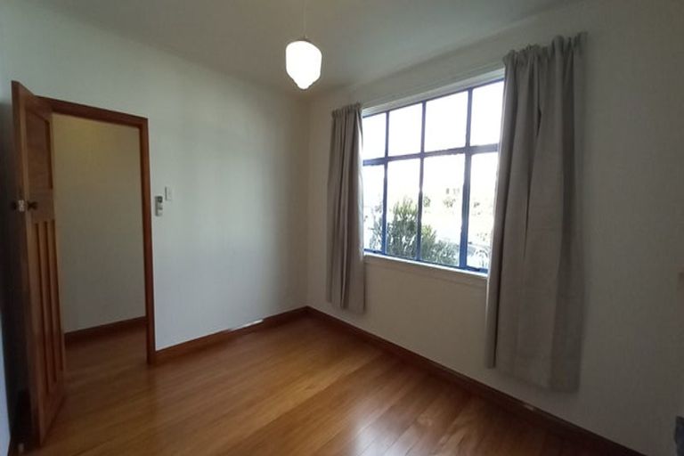 Photo of property in 10 Weymouth Street, New Plymouth, 4310