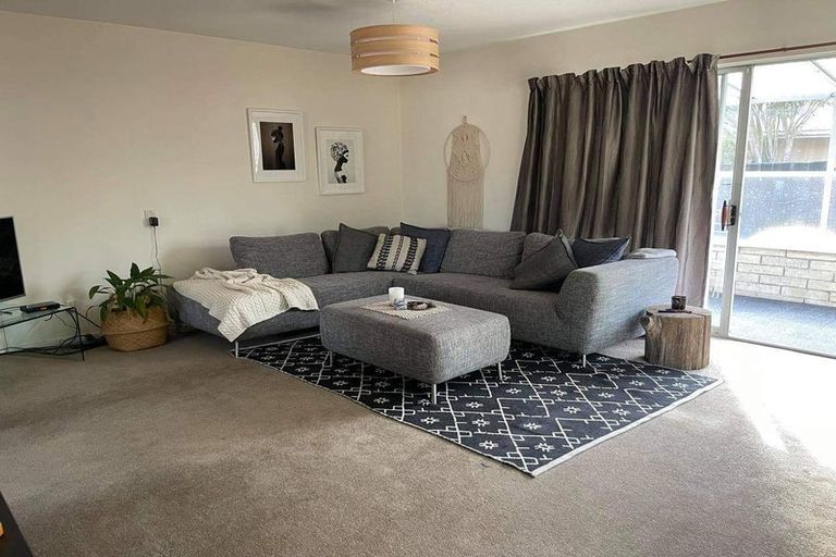 Photo of property in 2/204 Riverlaw Terrace, Saint Martins, Christchurch, 8022