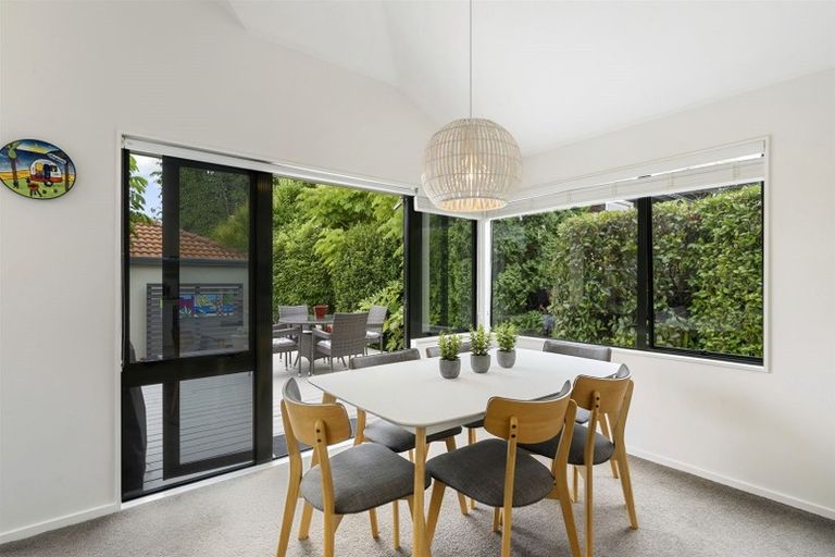 Photo of property in 2/19 Trafalgar Road, Milford, Auckland, 0620