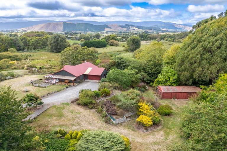 Photo of property in 184e Taylors Road, Otaki, 5583