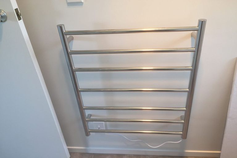 Photo of property in 33 Leo Street, Glen Eden, Auckland, 0602