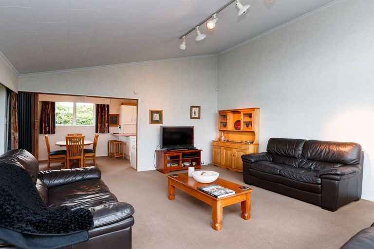 Photo of property in 3 Drury Street, Cloverlea, Palmerston North, 4412