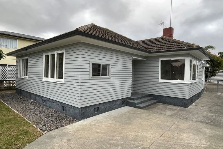 Photo of property in 55 Bedford Road, Marewa, Napier, 4110