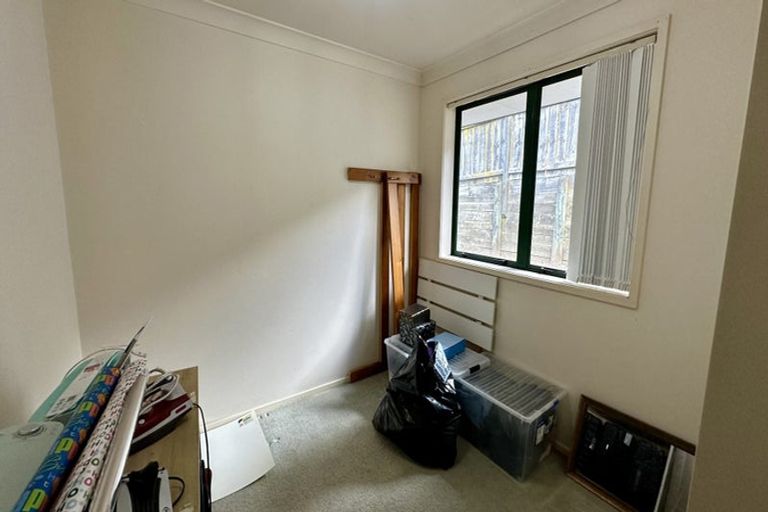 Photo of property in 21 Lucienne Drive, Ranui, Auckland, 0612