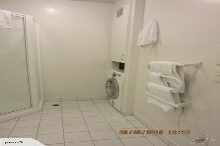 Photo of property in Terrace Garden Apartments, 10a/120 The Terrace, Wellington Central, Wellington, 6011