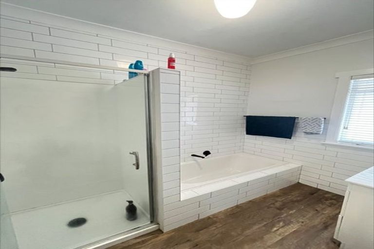 Photo of property in 1/3 Menary Street, Papakura, 2110