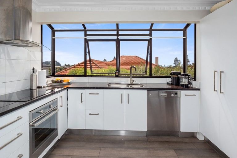 Photo of property in 62 Oceanview Road, Mount Maunganui, 3116