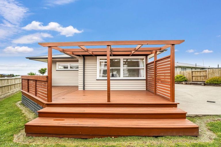 Photo of property in 5 Porikapa Road, Owhata, Rotorua, 3010