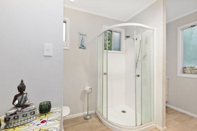 Photo of property in 140a Kamahi Street, Stokes Valley, Lower Hutt, 5019