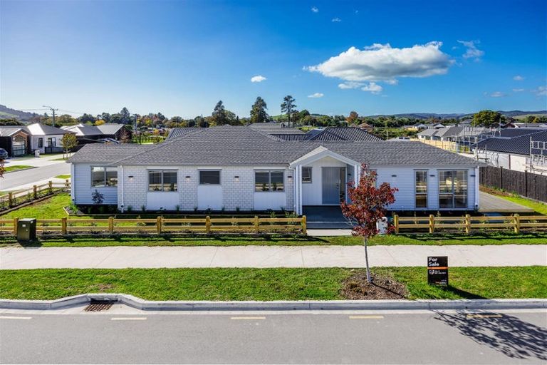 Photo of property in 20 Kakano Street, Clevedon, 2582