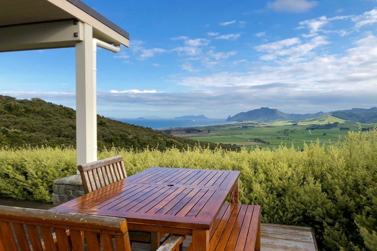 Photo of property in 114 Rarangi Heights, Parua Bay, 0192