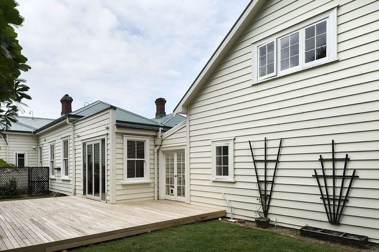 Photo of property in 32 Bellevue Road, Mount Eden, Auckland, 1024