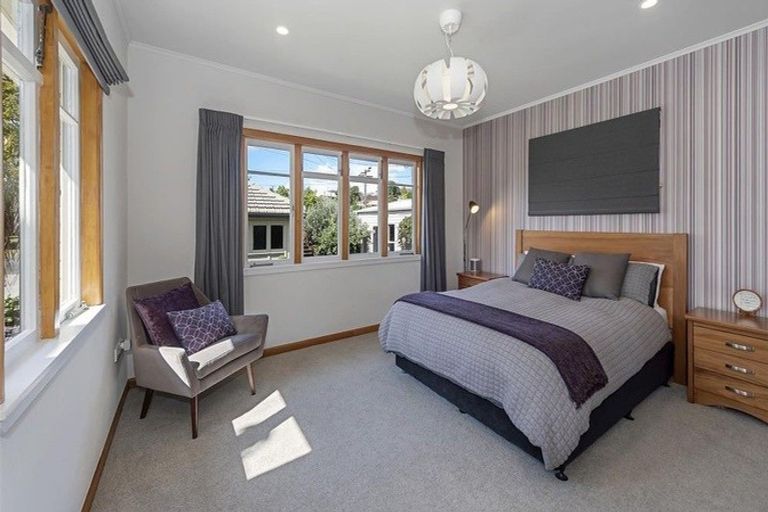 Photo of property in 18 Bolmuir Road, Forest Lake, Hamilton, 3200