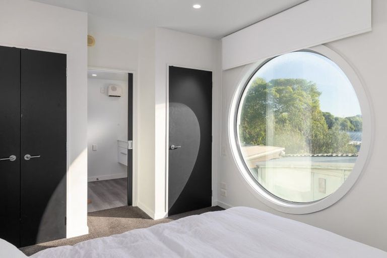 Photo of property in 5/272 Marine Parade, New Brighton, Christchurch, 8061