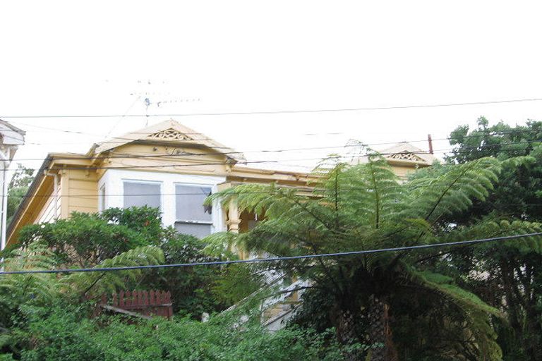 Photo of property in 22 Emerson Street, Berhampore, Wellington, 6023