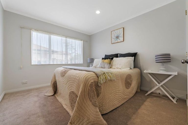 Photo of property in 10 Limerick Place, Dannemora, Auckland, 2016