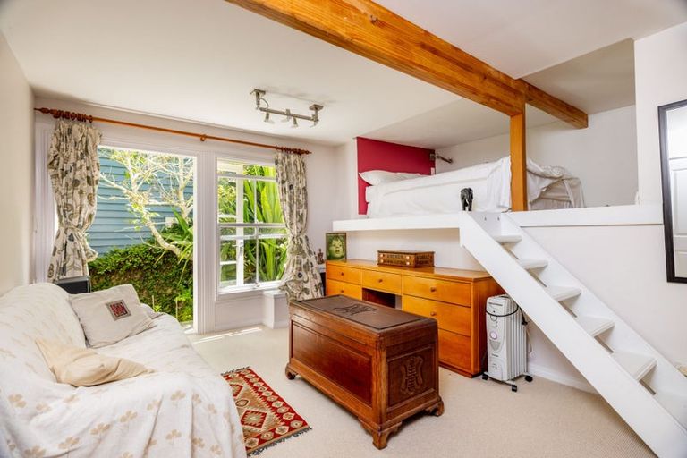 Photo of property in 104 Bassett Road, Remuera, Auckland, 1050