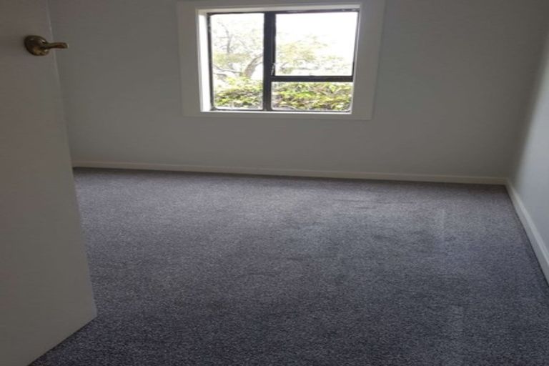 Photo of property in 37 Pakuranga Road, Pakuranga, Auckland, 2010