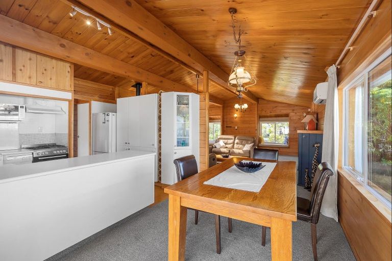 Photo of property in 64 Rangipoia Place, Turangi, 3334