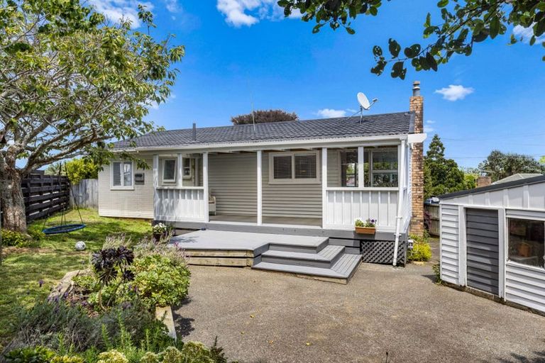 Photo of property in 3/29 Manuka Road, Bayview, Auckland, 0629