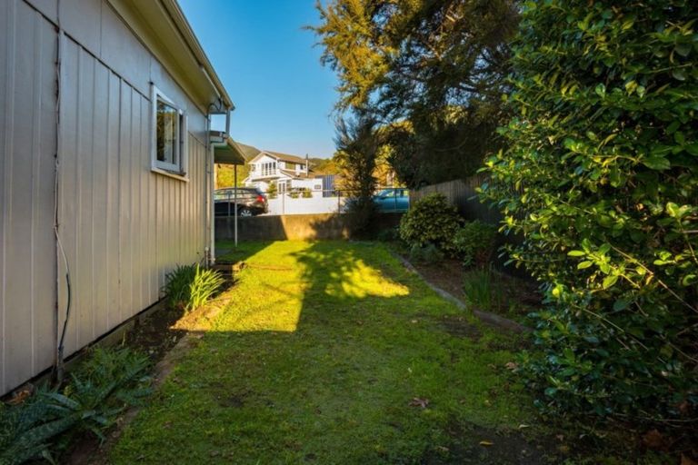 Photo of property in 29 Wairau Road, Picton, 7220