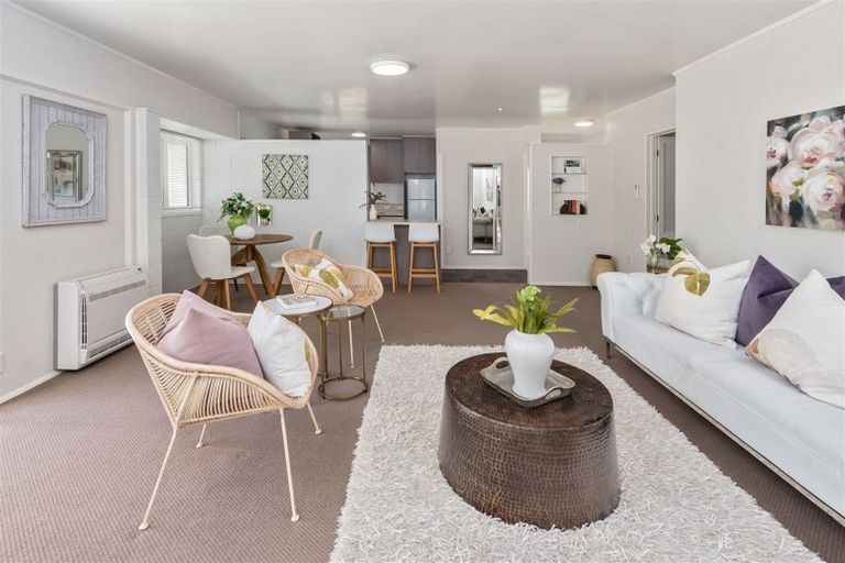 Photo of property in 3/55 Cook Street, Howick, Auckland, 2014