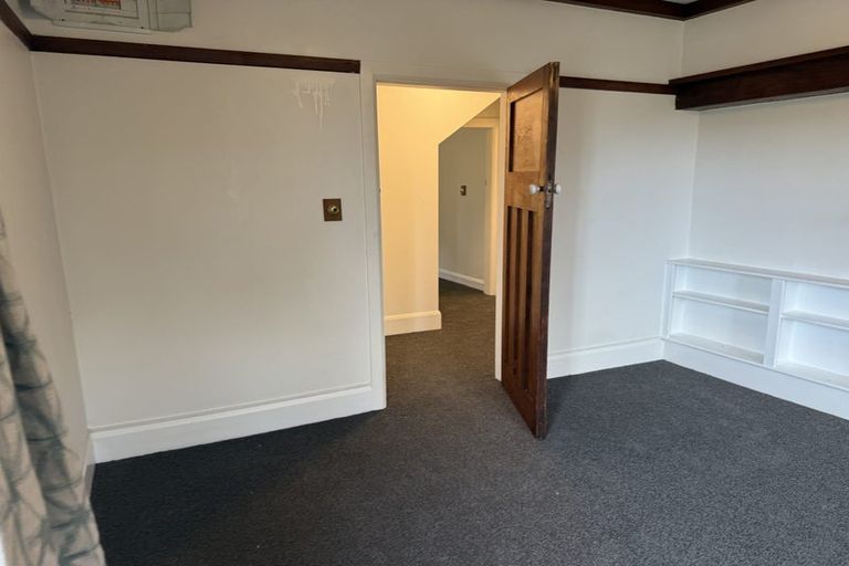 Photo of property in 51 Northland Road, Northland, Wellington, 6012