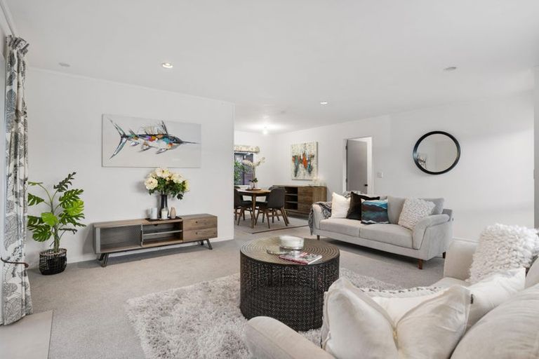 Photo of property in 12b Penton Road, Stanmore Bay, Whangaparaoa, 0932