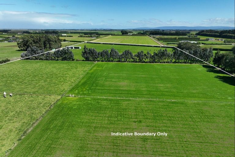 Photo of property in 693 Ryal Bush Wallacetown Road, Wallacetown, Invercargill, 9874