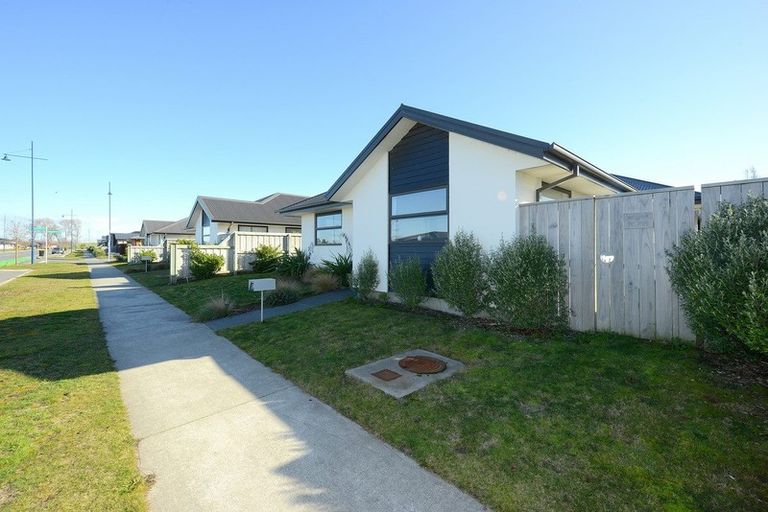 Photo of property in 139 Infinity Drive, Pegasus, 7612