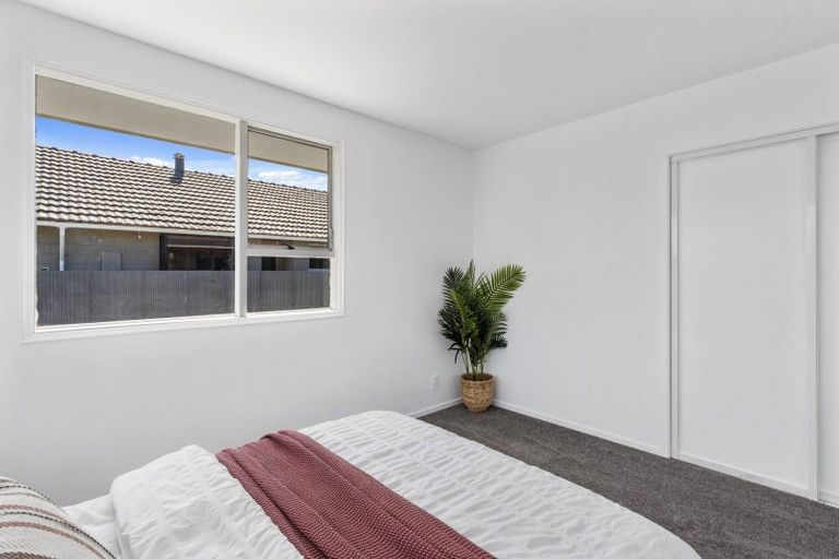 Photo of property in 465 Mairehau Road, Parklands, Christchurch, 8083