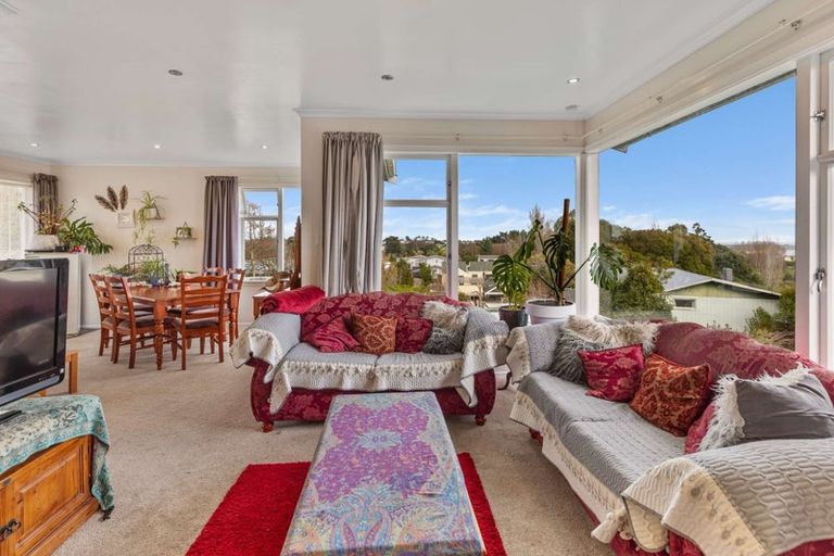 Photo of property in 124 Mount View Road, Bastia Hill, Whanganui, 4500