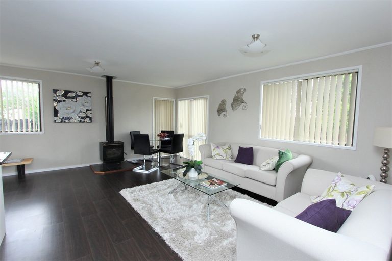 Photo of property in 4a Palmers Road, Clendon Park, Auckland, 2103