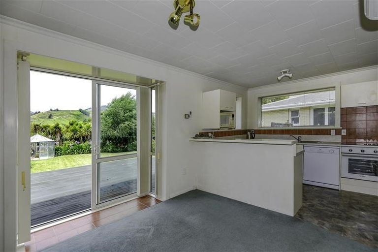 Photo of property in 43 Waiau Street, Cracroft, Christchurch, 8025