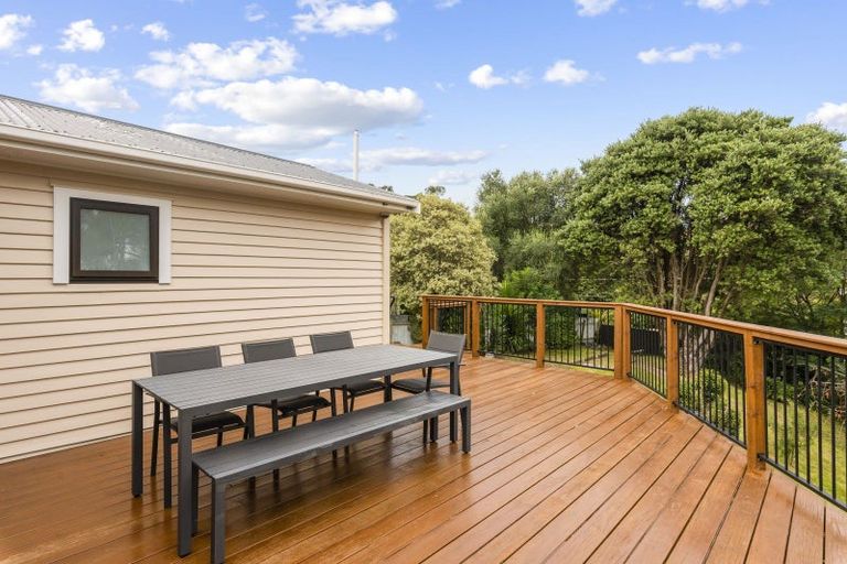 Photo of property in 56 Aorangi Road, Paraparaumu, 5032