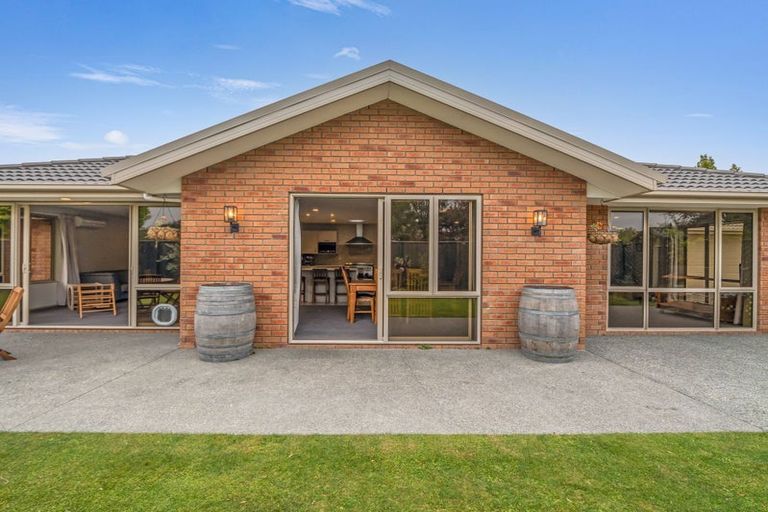 Photo of property in 36 Sovereign Gardens, Halswell, Christchurch, 8025