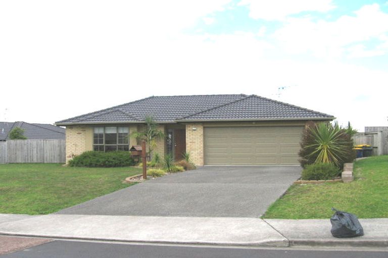 Photo of property in 51 Ruze Vida Drive, Massey, Auckland, 0614