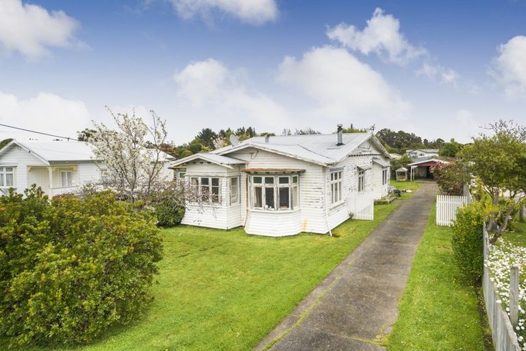 Photo of property in 66 Alexandra Street, Marton, 4710