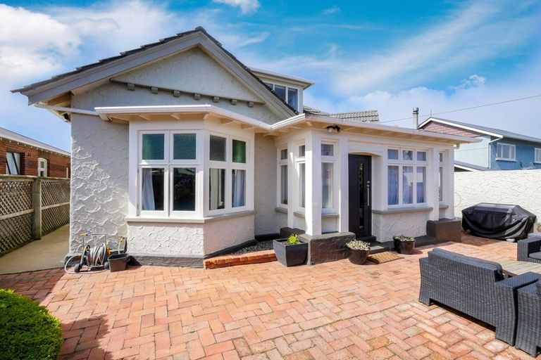 Photo of property in 28 Hunt Street, Andersons Bay, Dunedin, 9013
