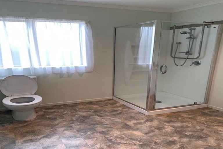 Photo of property in Sanctuary Villas, 5/294 Mairehau Road, Burwood, Christchurch, 8083