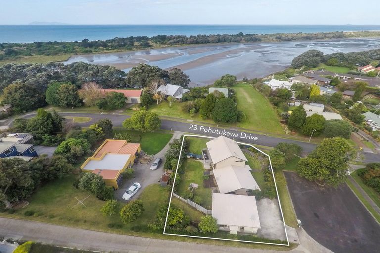 Photo of property in 23 Pohutukawa Drive, Athenree, Katikati, 3177