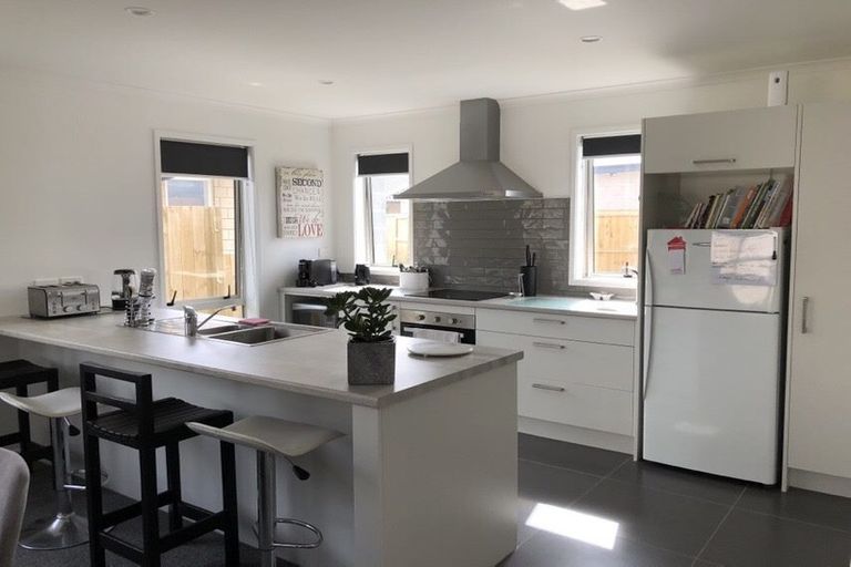 Photo of property in 19 Naeo Close, Papamoa Beach, Papamoa, 3118