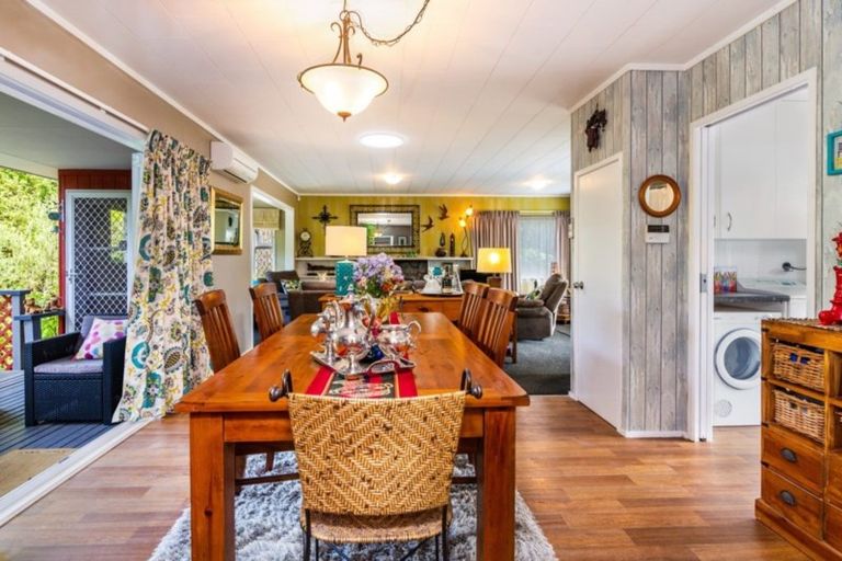Photo of property in 15 Peehimanini Road, Waitahanui, Taupo, 3378