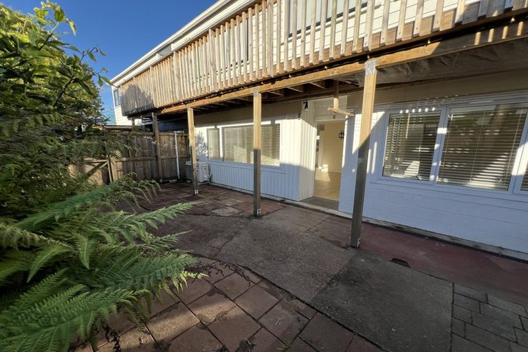 Photo of property in 2/19 Milton Road, Orewa, 0931