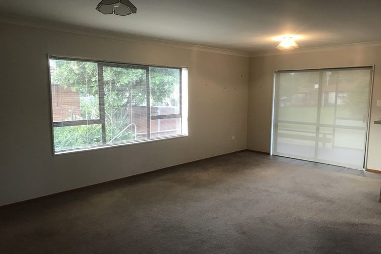 Photo of property in 6a Reidy Place, Pukekohe, 2120