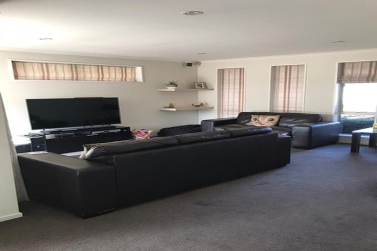 Photo of property in 17 Larne Place, Belfast, Christchurch, 8051