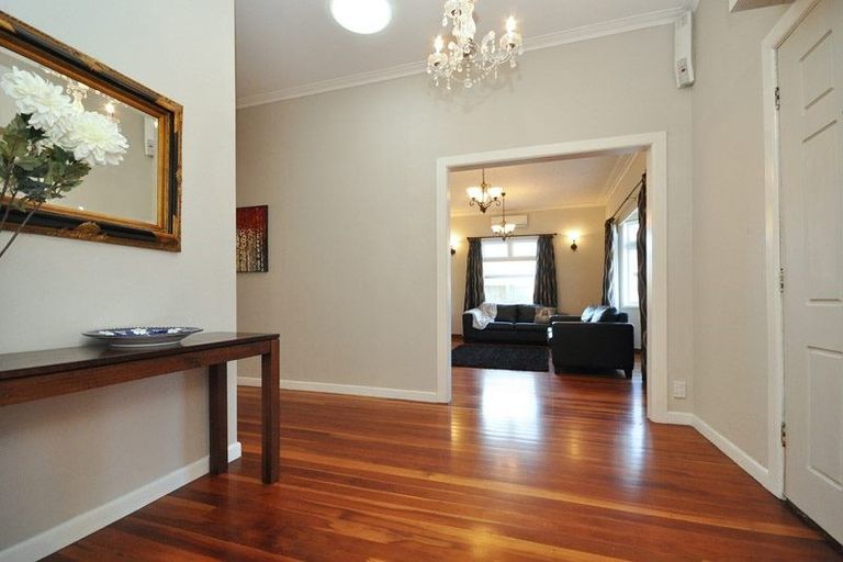 Photo of property in 1 East Street, Claudelands, Hamilton, 3214