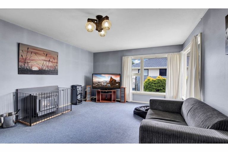 Photo of property in 16 Santa Rosa Avenue, Halswell, Christchurch, 8025